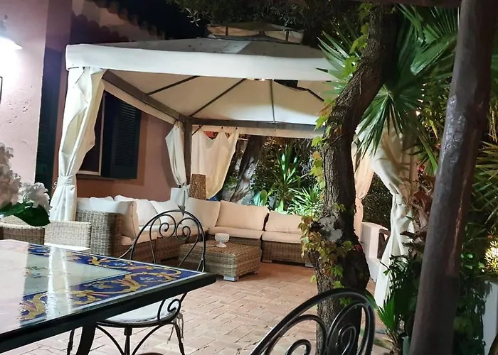 ヴィラ La Genziana パルゲリーア