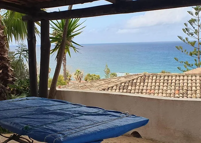 ヴィラ La Genziana パルゲリーア